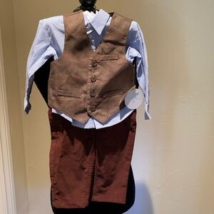 Edge hill collection 12 month old boy dress up suit. New with tags